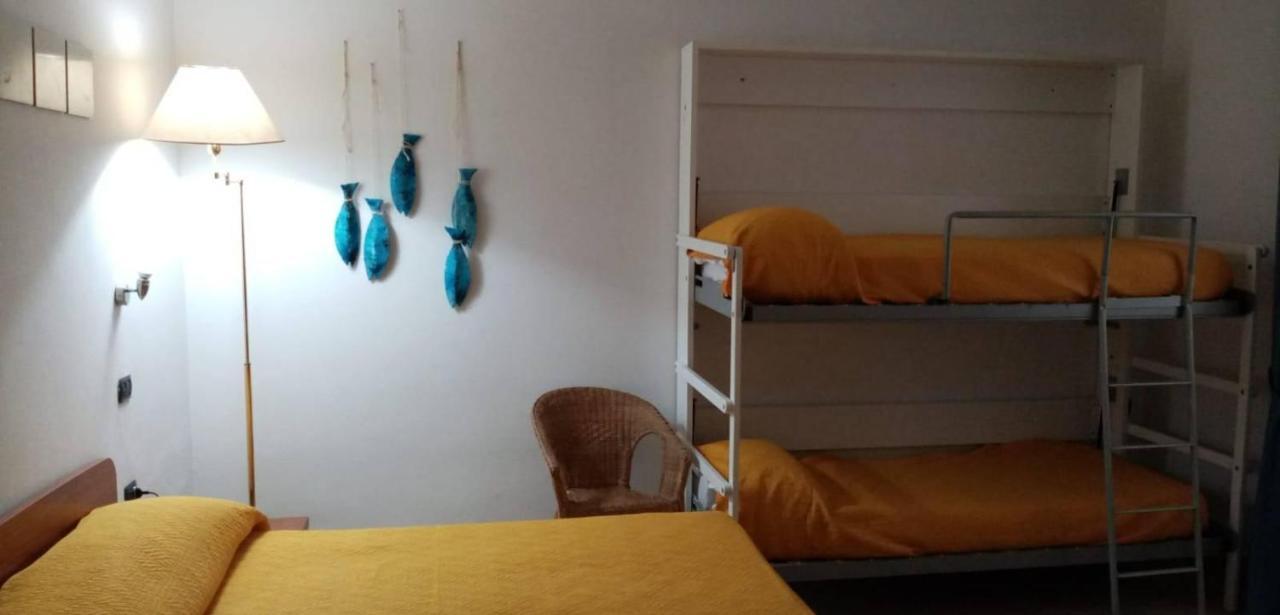 Hotel Caporal ミノーリ エクステリア 写真